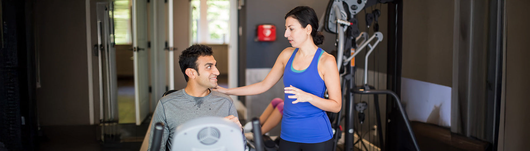 AED Use in U.S. Gyms: How Fitness Centers Are Saving Lives Before Paramedics Arrive